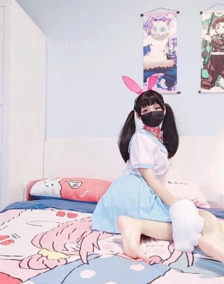 寡妇张开腿让我桶爽动漫