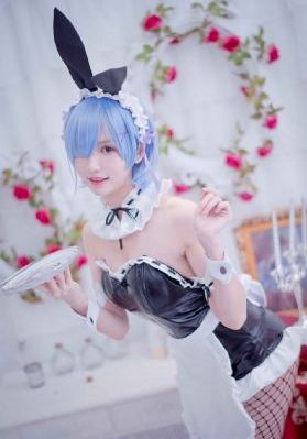 美女的隐私免费看